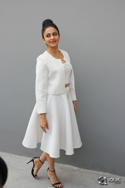 Rakul-Preet-Singh-at-Sensation-Dance-Event-Curtain-Raiser